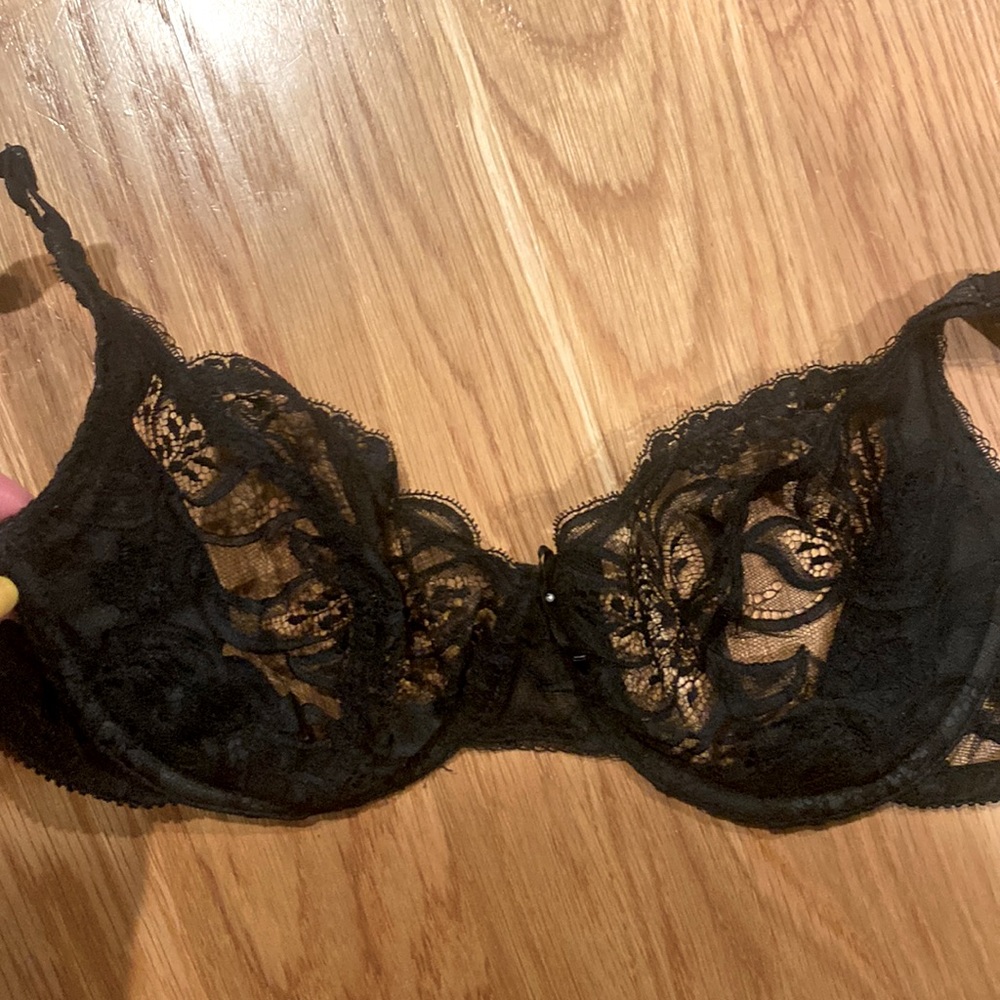 Vintage 80’s lace bra